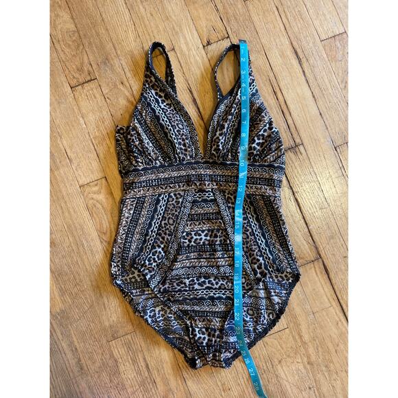 Miraclesuit Women's Lionessa Odyssey Printed Plunging Neck Size 8 - Picture 3 of 7